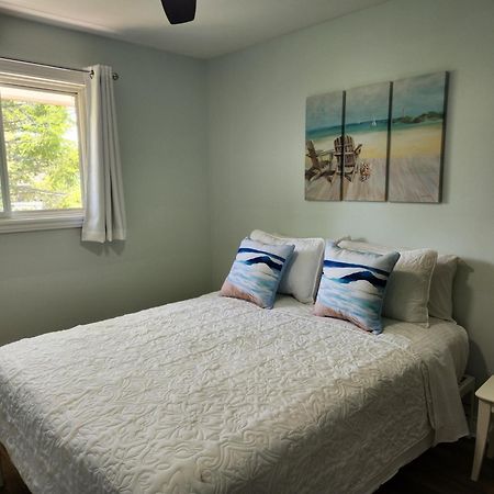 ווסאגה ביץ' Oasis By The Bay Vacation Suites מראה חיצוני תמונה